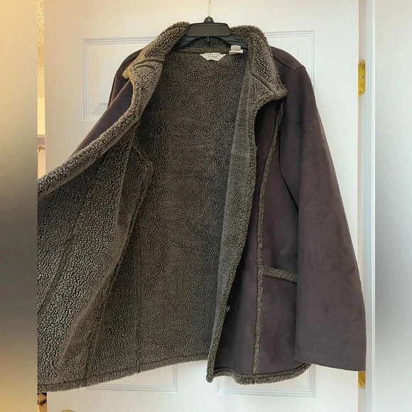 L.L. Bean Womens coat size XL - Picture 3 of 4